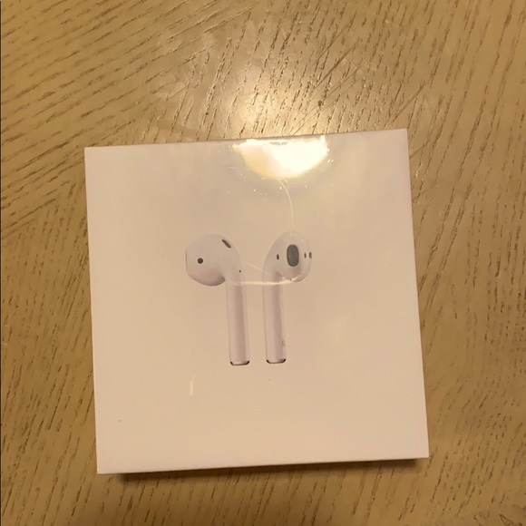 AirPods
